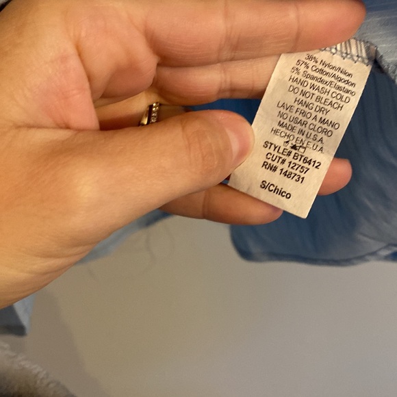 ⭐️2/$10 - crop top - Picture 4 of 4